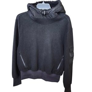 Alo Yoga Women's black  sherpa lined cropped pullover hoodie Sz XS